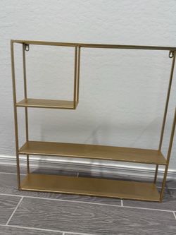 Gold shelf