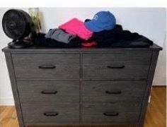 6 spacious storage drawers