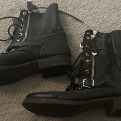 Black Boots Size 8.5