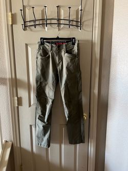 Pantalón ALL TERRAIN GEAR Wrangler Color Army Gren - Size 30X30