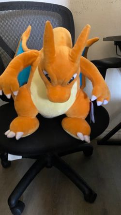 Jazwares Charzard Plush