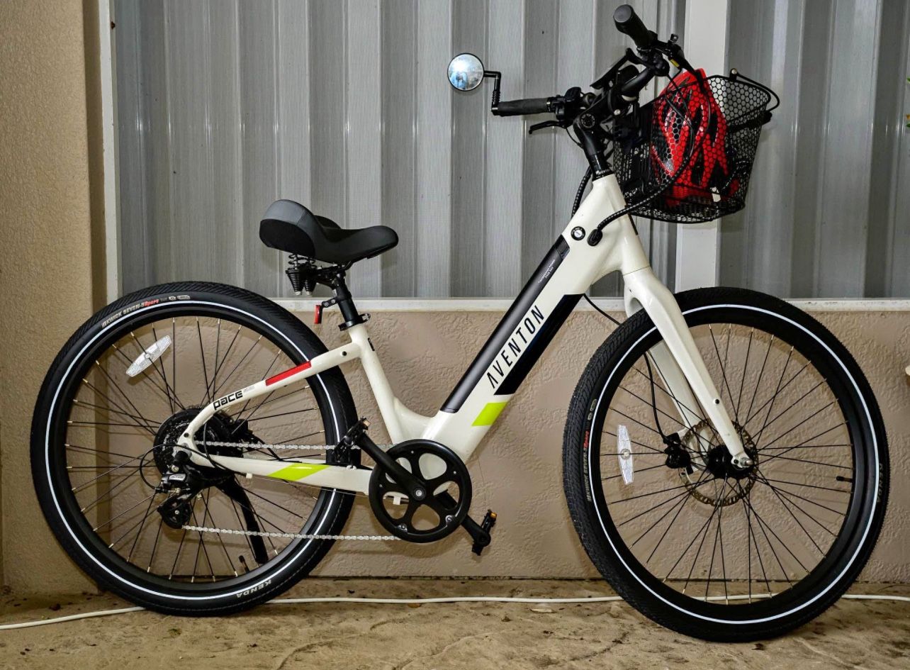 2 Aventos E-bike Available For Sale