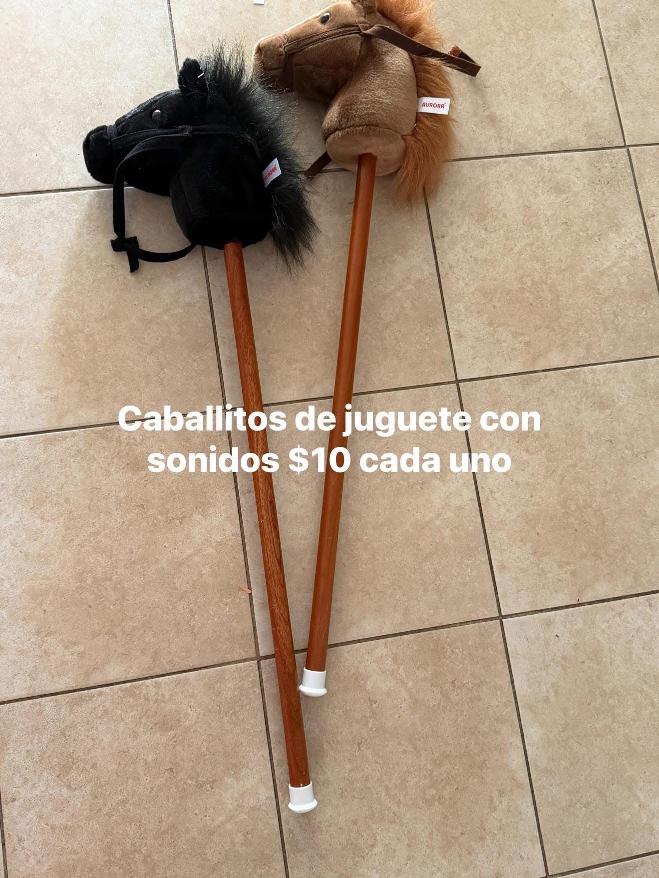 Caballitos de madera