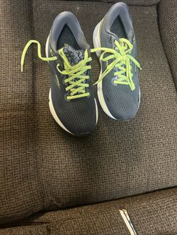 Brooks Neon Shoes 