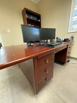 Solid Oak Desk – Real Wood, Built Heavy