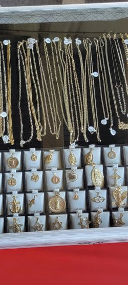 Gold 14K Ask For Prices / Oro De 14K Pregunta Por Precios