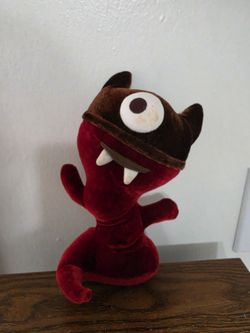 2006 Starbucks Halloween Pals Vampire Devil Cyclops 9-inch Red Velvet Plush