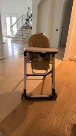 Pegperego high chair