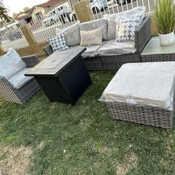 Patio Furniture Set Outdoor New In The Box