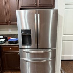 Kenmore Refrigerator 