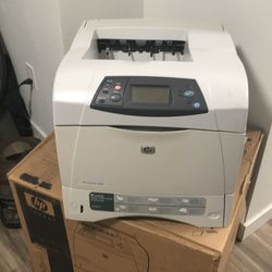 HP Laserjet 4250 with box, Needs work