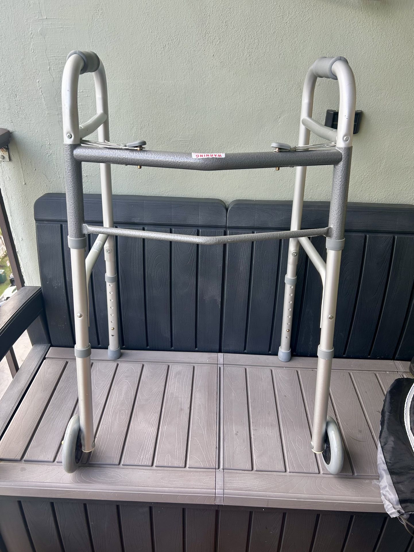 Foldable Walker Like New