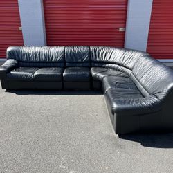 Natuzzi Black Italian Leather Sectional Couch