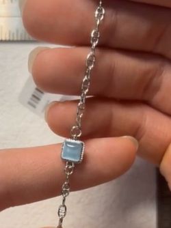 🩵 Dainty Silver-Tone Bracelet with Light Blue Square Stone – Elegant Jewelry