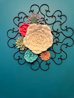 Metal Flower Decor