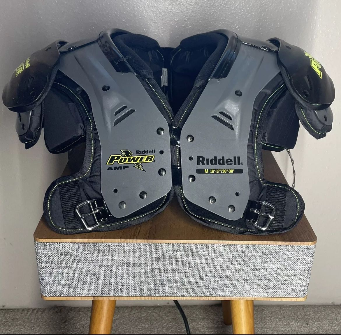 Riddell Power Amp Shoulder Pads