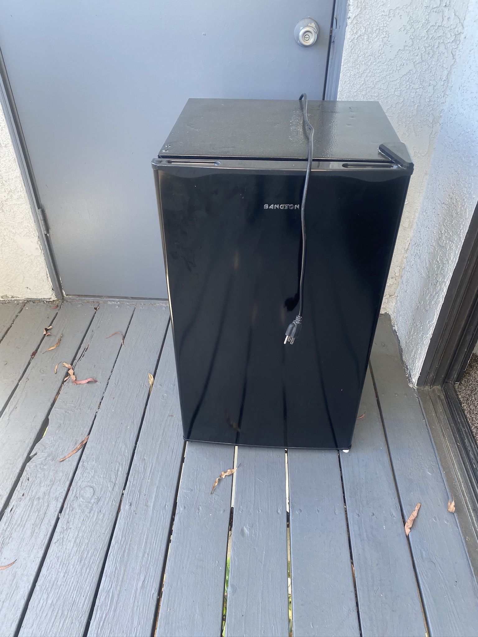Banson mini fridge/freezer
