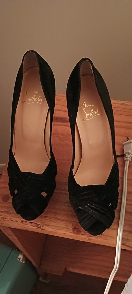 Christian Louboutin (Real) Black Suede Pumps