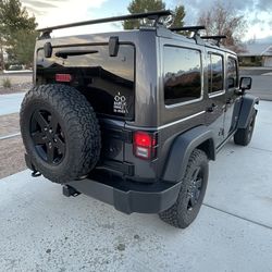 Rhino-Rack Vortex 1500 Roof Rack Crossbars – 59” – Brand New