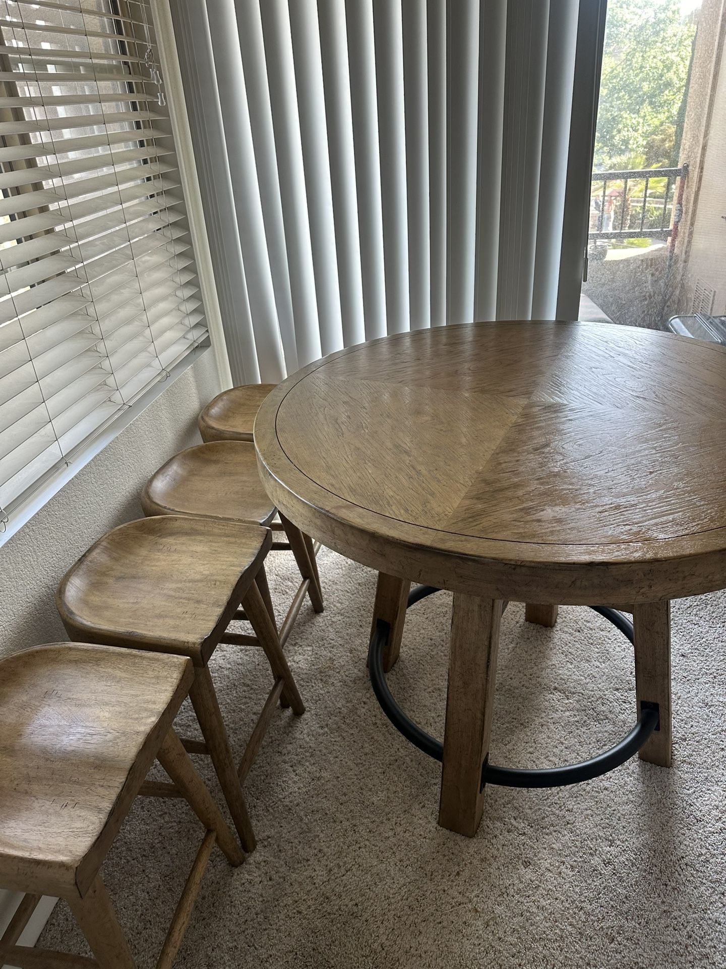 dining table set for 4