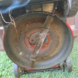 Yard Machine 21"Lawnmower