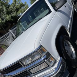 1995 Chevy Silverado Has Ac 