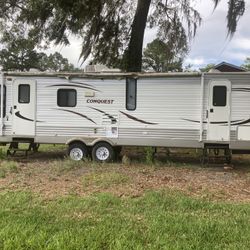  Camper- Quest