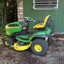 John Deer Mower D130