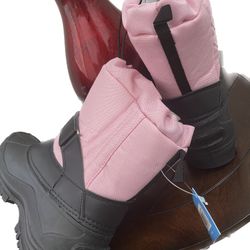 Snow Boots Size|6Y  New Condition 