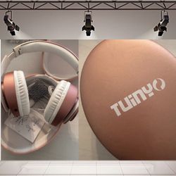 Tuinyo Wireless Over Ear Headphones With Case & Charger Rose Blush NWOT