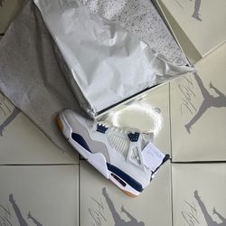 Jordan 4 SB Navy Size Available 10, 10.5, 11, 11.5, 12, 13