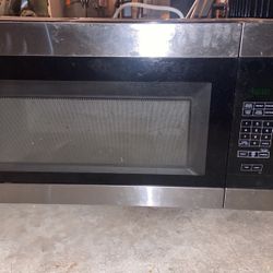 Free Range Whirlpool Microwave