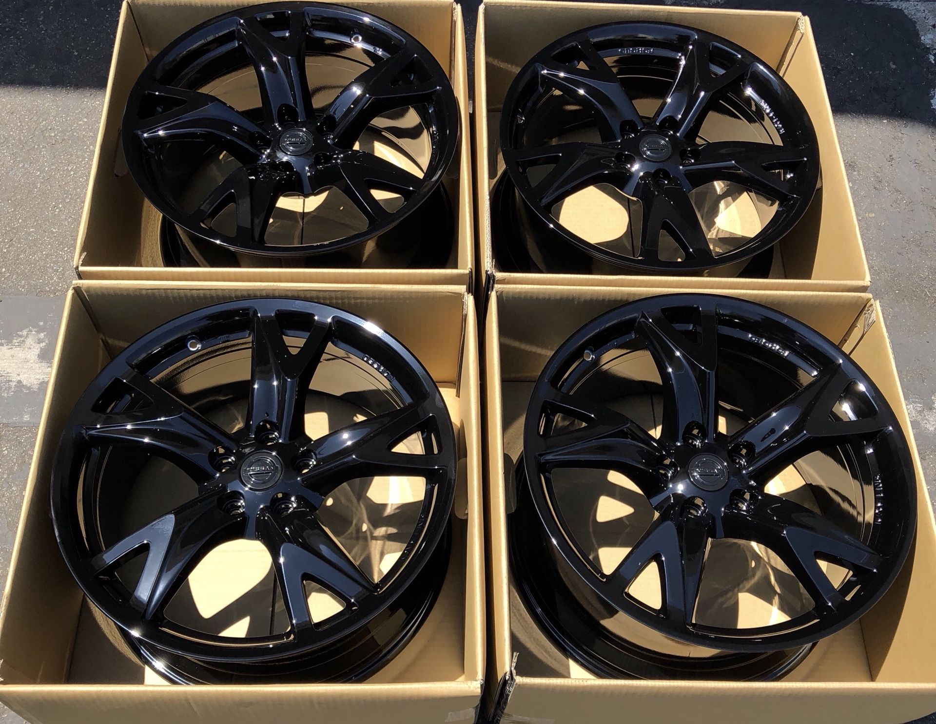 19” Nissan 370Z 350z Factory wheels rims gloss black