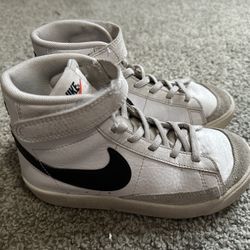 Boys Nike Blazers 