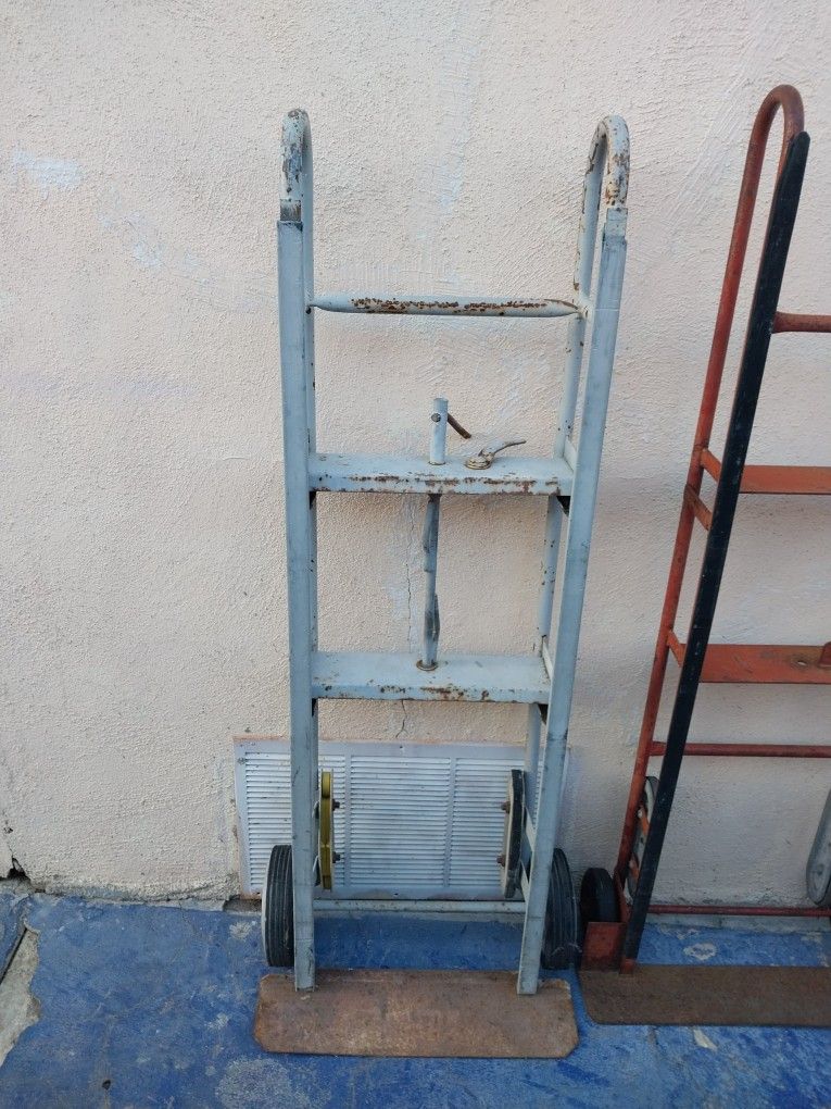 TWO HEAVY DUTY APPLIANCE DOLLY 