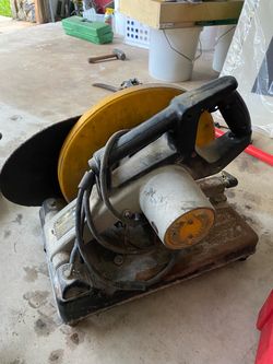 Chop saw Dewalt
