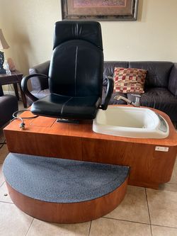 Pedicure Spa Chair Station with Foot Basin