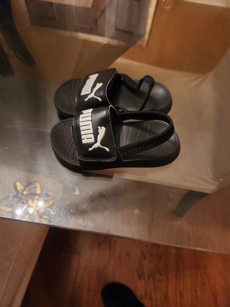 Puma Slides