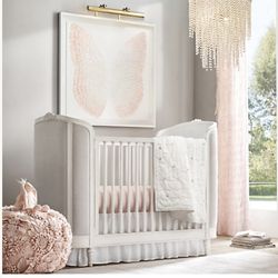 🌟 For Sale: RH Baby & Child Aveline Upholstered Panel Crib – Great Condition!