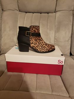 NEW GIRLS BOOTIES SIZE 3