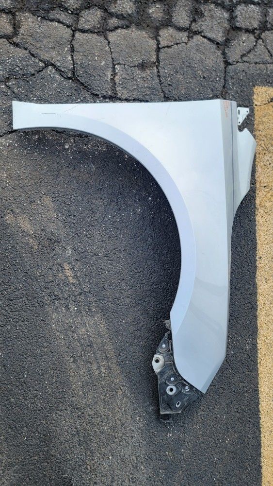 2010-2013 Front Passenger Buick LaCrosse RH Fender