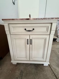 Bathroom single Vanity with Stone Top and Faucet