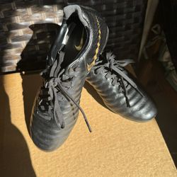 Nike Tiempo Legend 7 Elite Soccer Cleats 