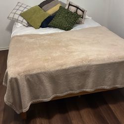 Queen Size Bed (including Mattress)