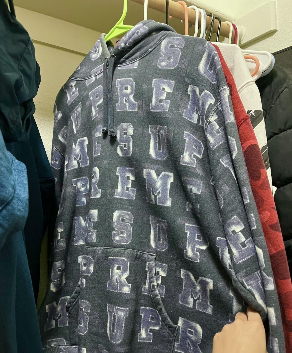 Supreme Hoodie