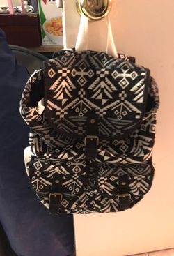 Backpack Black and white