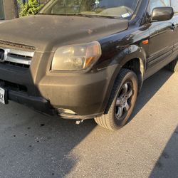 2006 Honda Pilot.