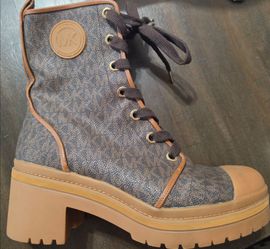Mk Boots