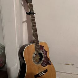 1972 Vintage Hondo (with Capo)