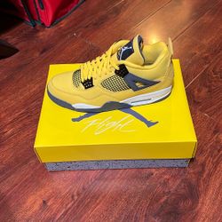 air Jordan 4 retro lightning size 13